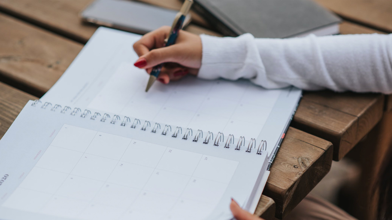 Panduan Lengkap Cara Menentukan Topik Konten Blog Yang Menarik Dan